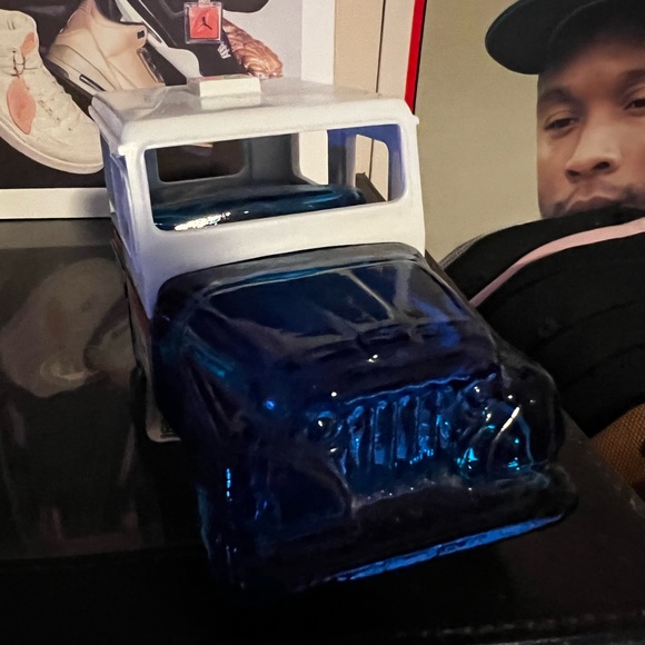🔥🔥Vintage Avon cologne decanter Mail Jeep🔥🔥 - Picture 4 of 11